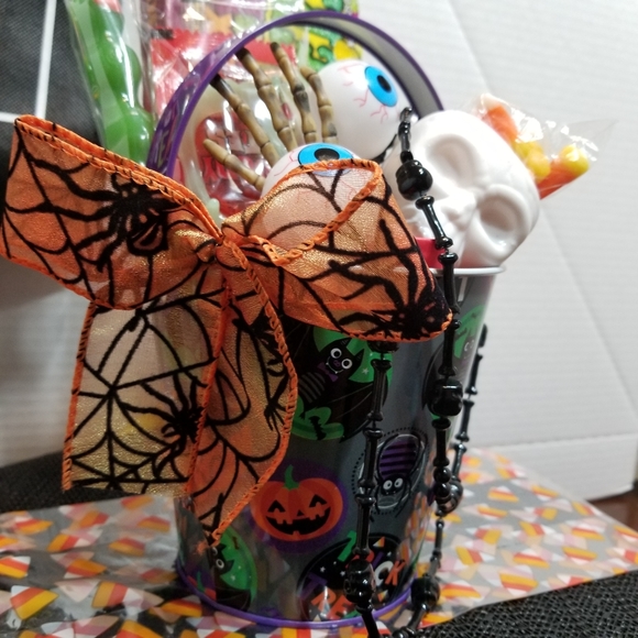 Cute Halloween Spooky Gift Basket - Picture 2 of 6